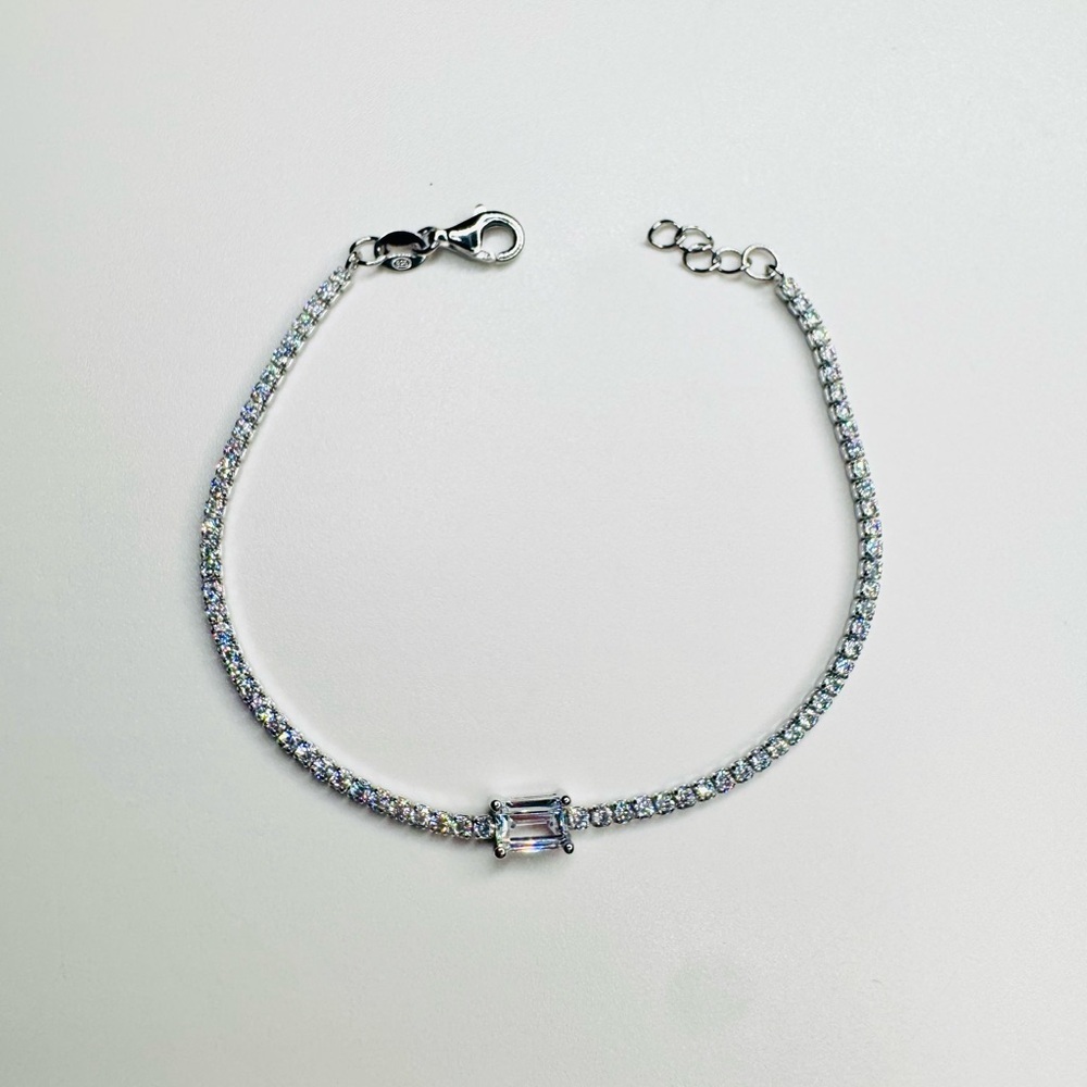 Elegant 18K White Gold Aurora Borealis Emerald Cut Stone Bracelet w/petite stone
